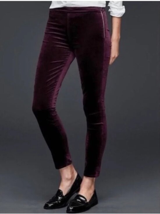 GAP Pants - GAP Burgundy Velvet Side Zip Leggings Size 26R